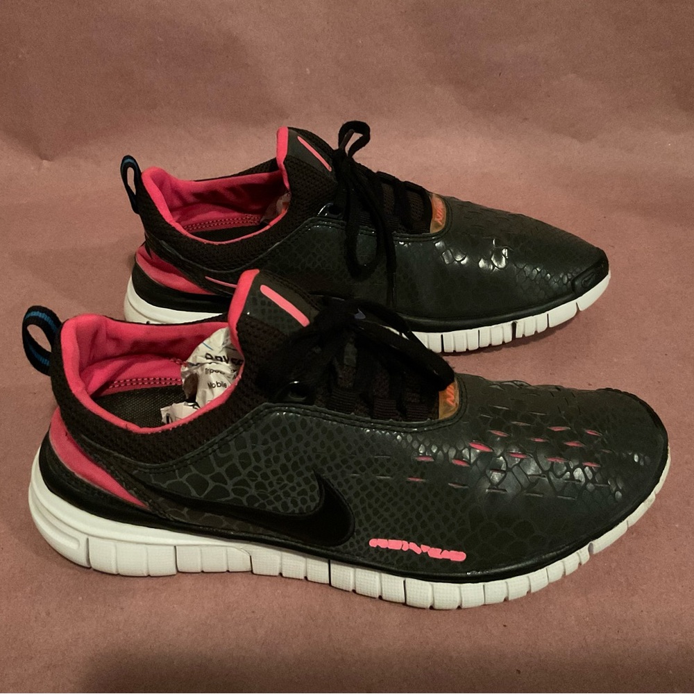 Men’s Nike Athletic Shoes Size9.5M Black/Pink #315403-003